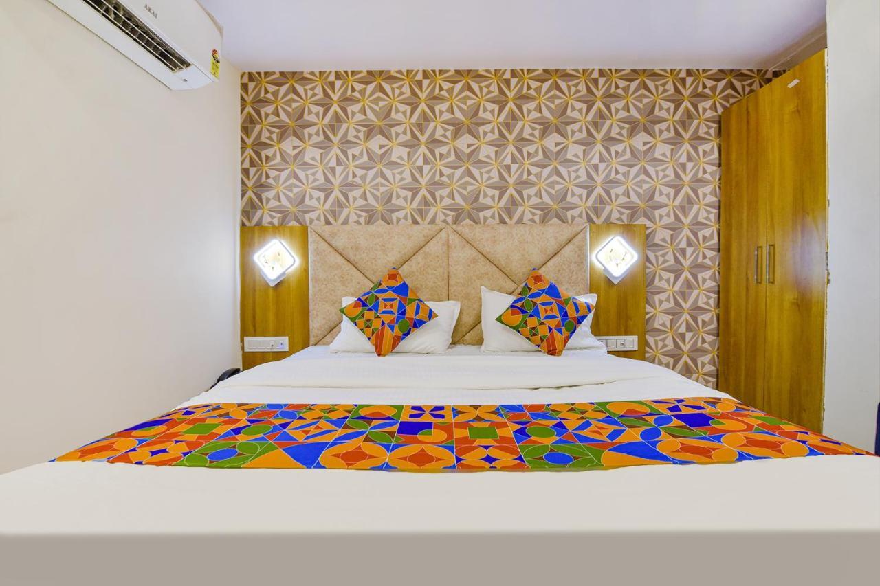 Fabhotel New York Watuwa Extérieur photo